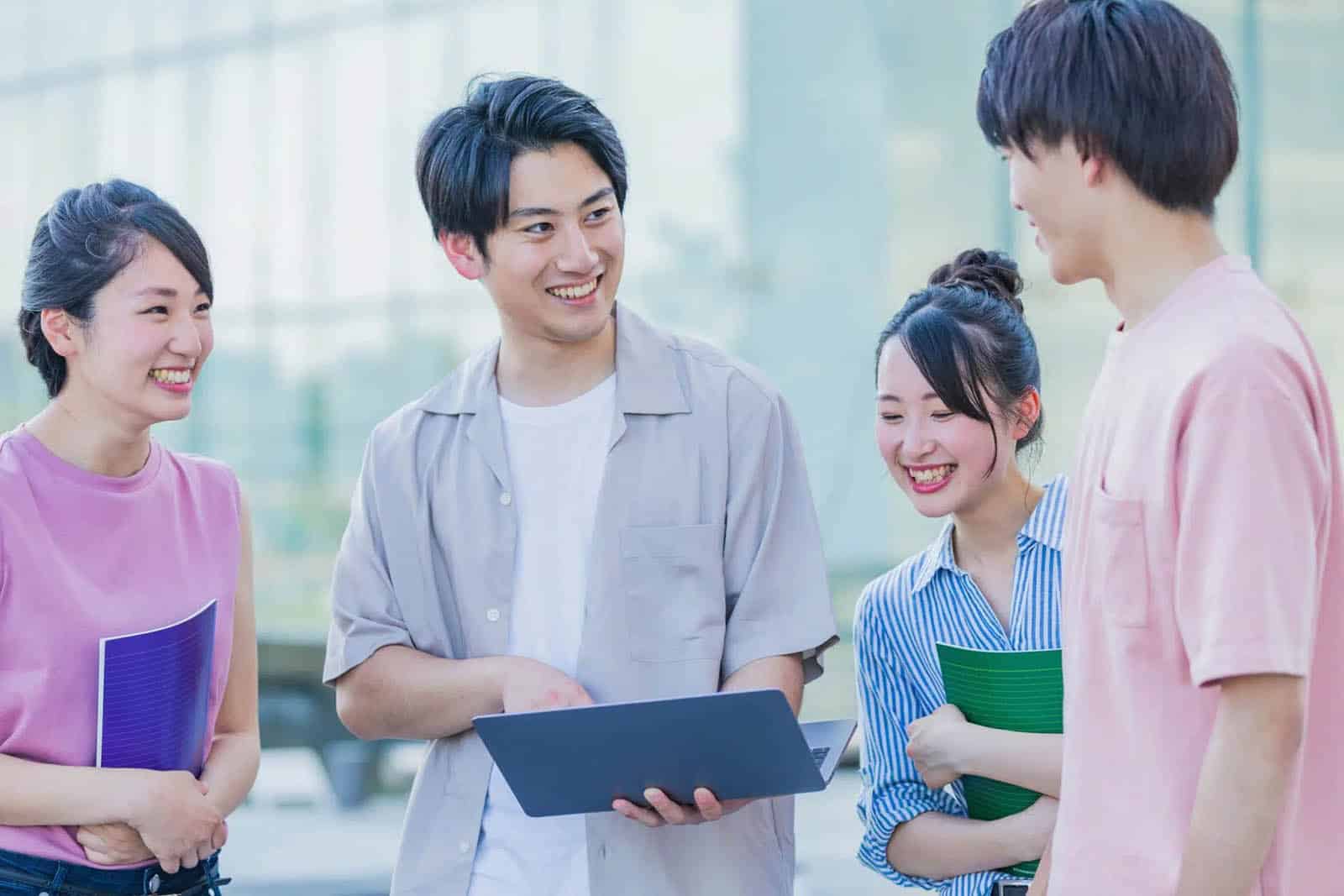 Japanese paid clinical trial participants talking